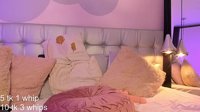 Axel brunette1 online show from March 18, 6:39 am