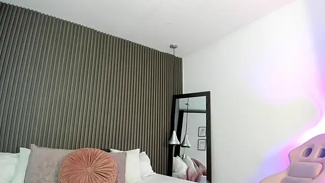 Axel brunette1 online show from September 28, 8:49 pm