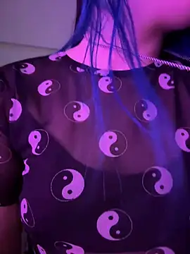 MaddisonHaas online show from April 16, 3:57 pm