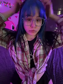 MaddisonHaas online show from March 26, 2:26 pm