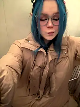 Snapshot of MaddisonHaas chatting on October 30, 1:04 am MaddisonHaas online show from October 30, 1:04 am