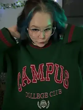 Snapshot of MaddisonHaas chatting on March 7, 11:49 pm MaddisonHaas online show from March 7, 11:49 pm