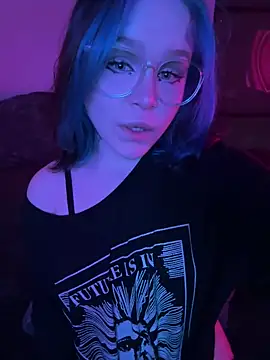 Snapshot of MaddisonHaas chatting on March 14, 2:42 am MaddisonHaas online show from March 14, 2:42 am