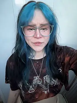 MaddisonHaas online show from May 15, 4:38 pm