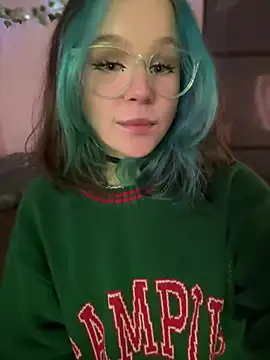 Snapshot of MaddisonHaas chatting on March 8, 2:55 am MaddisonHaas online show from March 8, 2:55 am