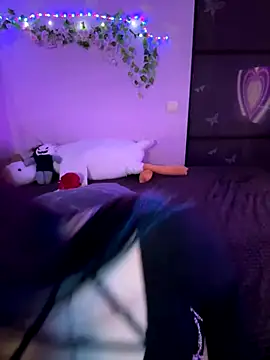 Snapshot of MaddisonHaas chatting on September 10, 12:20 am MaddisonHaas online show from September 10, 12:20 am