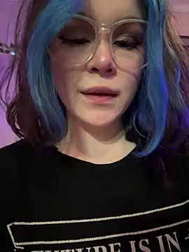 Snapshot of MaddisonHaas chatting on February 19, 12:46 am MaddisonHaas online show from February 19, 12:46 am