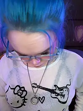 Snapshot of MaddisonHaas chatting on October 25, 12:43 am MaddisonHaas online show from October 25, 12:43 am