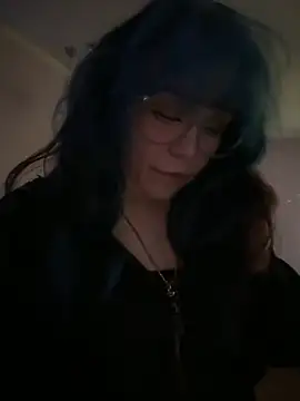 MaddisonHaas online show from April 4, 1:50 pm