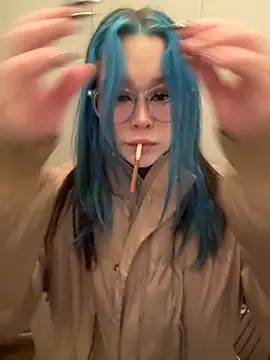 Snapshot of MaddisonHaas chatting on November 17, 12:47 am MaddisonHaas online show from November 17, 12:47 am