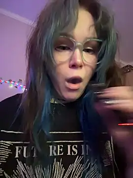 MaddisonHaas online show from June 28, 4:57 pm