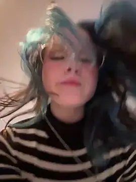 Snapshot of MaddisonHaas chatting on February 16, 9:16 pm MaddisonHaas online show from February 16, 9:16 pm