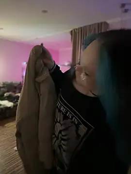 Snapshot of MaddisonHaas chatting on March 18, 10:48 pm MaddisonHaas online show from March 18, 10:48 pm