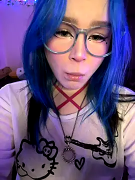 Snapshot of MaddisonHaas chatting on October 20, 1:18 am MaddisonHaas online show from October 20, 1:18 am