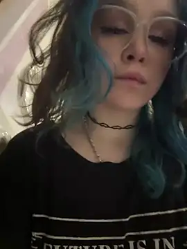 Snapshot of MaddisonHaas chatting on March 18, 2:08 am MaddisonHaas online show from March 18, 2:08 am