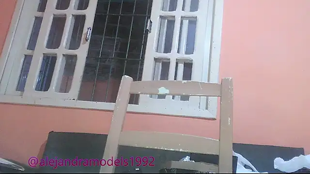 alejandra01 online show from April 14, 2:05 am