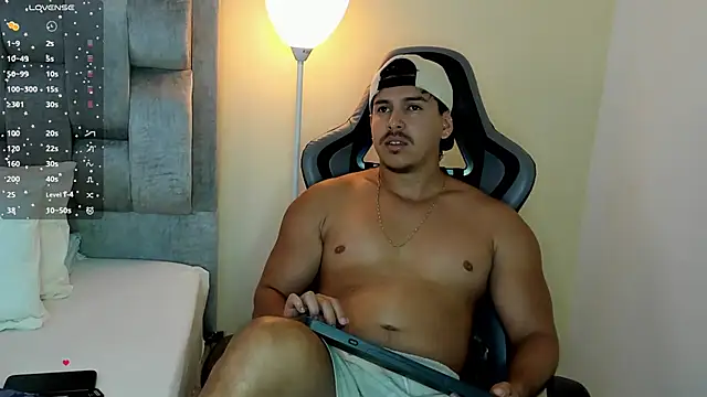 victor vixen online show from May 22, 6:50 pm