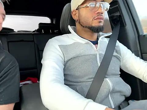 KySir1990 online show from December 5, 2:04 pm