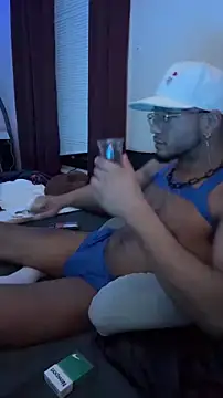 Snapshot of KySir1990 chatting on October 29, 2:10 am KySir1990 online show from October 29, 2:10 am