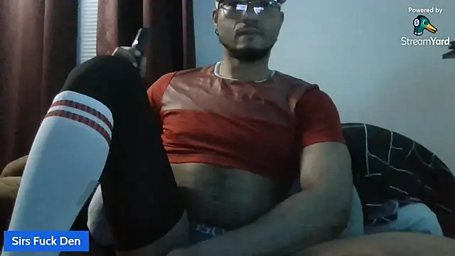 Snapshot of KySir1990 chatting on November 8, 12:58 am KySir1990 online show from November 8, 12:58 am