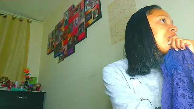 Samary thomas online show from May 27, 1:57 am