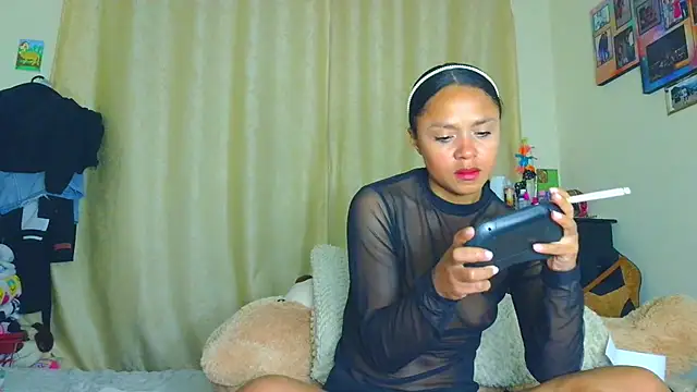 Samary thomas online show from May 16, 1:48 am