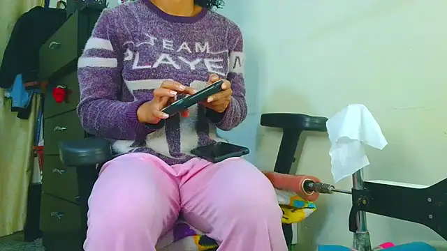 Samary thomas online show from March 29, 12:45 am