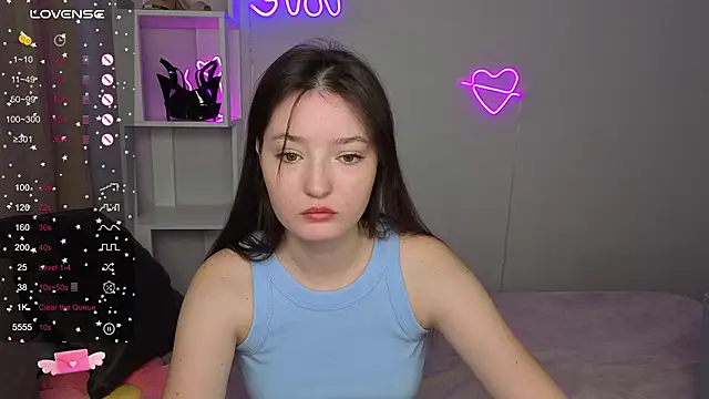 Snapshot of Fairyy_Moon chatting on October 14, 6:36 am Fairyy Moon online show from October 14, 6:36 am