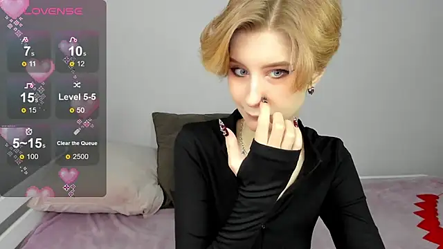 Angel Jules online show from February 18, 1:10 am