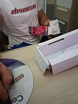 Snapshot of uleglasuczPL chatting on January 23, 1:08 am uleglasuczPL online show from January 23, 1:08 am