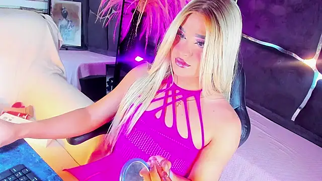 Elody Preysler69 online show from April 19, 4:46 am