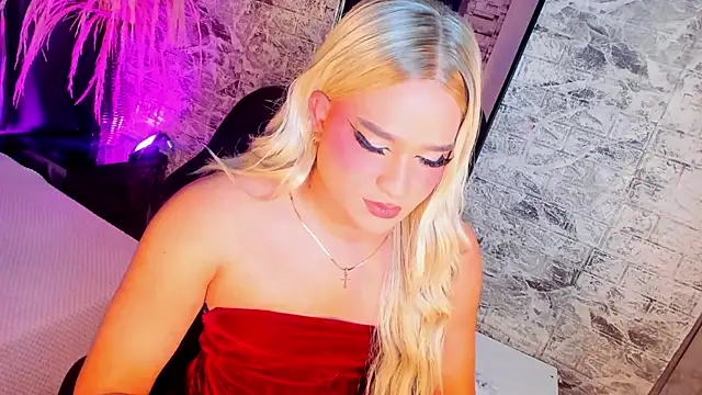 Snapshot of Elody_Preysler69 chatting on February 14, 4:56 am Elody Preysler69 online show from February 14, 4:56 am