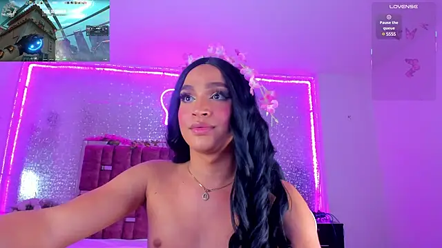 Snapshot of KylieVictoria chatting on February 5, 9:25 am KylieVictoria online show from February 5, 9:25 am