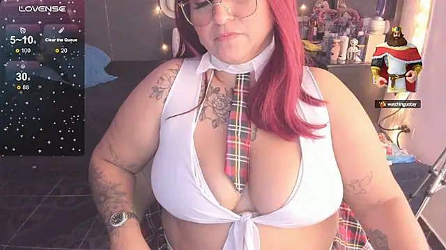 Snapshot of Ivonnee__ chatting on February 21, 5:24 am Ivonnee online show from February 21, 5:24 am