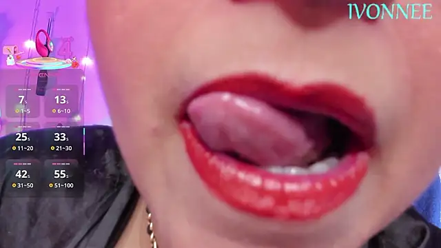 Ivonnee   online show from February 15, 11:42 am