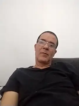 Snapshot of barboza991 chatting on February 14, 3:01 pm barboza991 online show from February 14, 3:01 pm