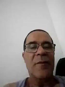 Snapshot of barboza991 chatting on February 27, 1:06 am barboza991 online show from February 27, 1:06 am