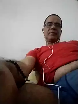 Snapshot of barboza991 chatting on February 4, 1:22 am barboza991 online show from February 4, 1:22 am