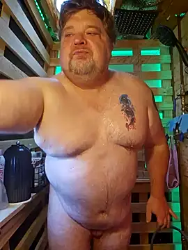 alienbunny online show from February 8, 6:11 pm