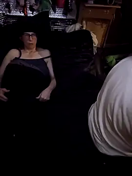 alienbunny online show from January 18, 2:03 am