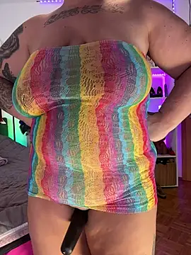 SunshineLexi online show from May 2, 7:35 am
