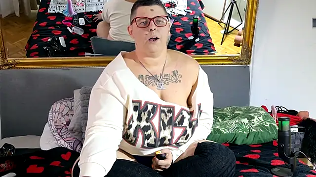 SunshineLexi online show from November 10, 2:00 pm