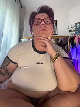 SunshineLexi online show from May 8, 7:56 am