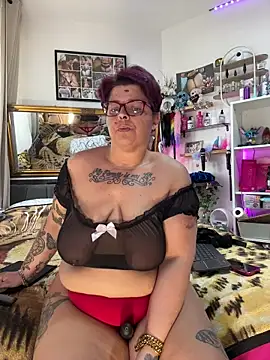 SunshineLexi online show from May 15, 10:35 am