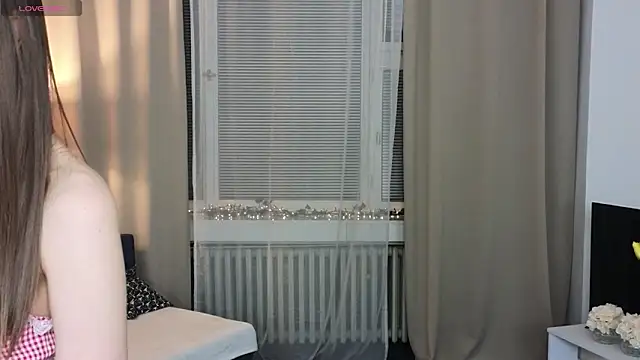 NovaBlissss online show from February 28, 3:48 am