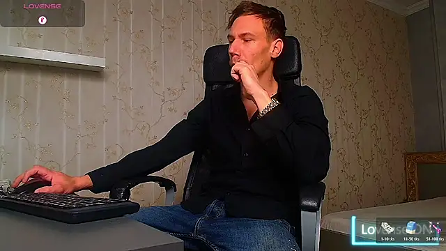 Snapshot of MateoBenjaminX chatting on November 12, 7:12 am MateoBenjaminX online show from November 12, 7:12 am