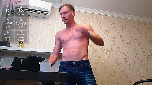 Snapshot of MateoBenjaminX chatting on October 20, 5:09 am MateoBenjaminX online show from October 20, 5:09 am