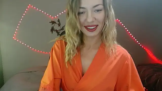 Snapshot of Daria_Spring chatting on March 16, 5:17 pm Daria Spring online show from March 16, 5:17 pm