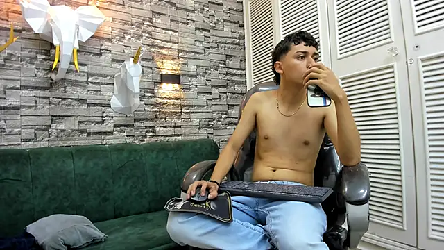 DamiBright online show from October 24, 5:56 pm