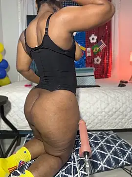 sweetebony 970 online show from June 19, 12:44 pm